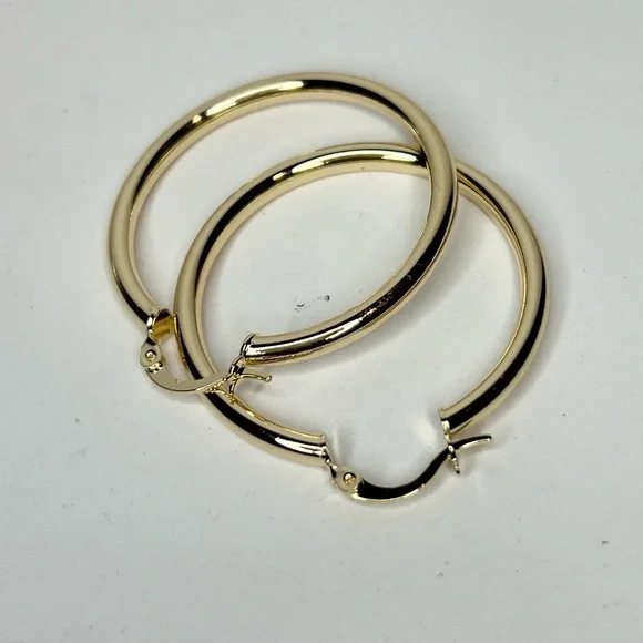 14k gold filled small hoop earrings - Picture 3 of 4